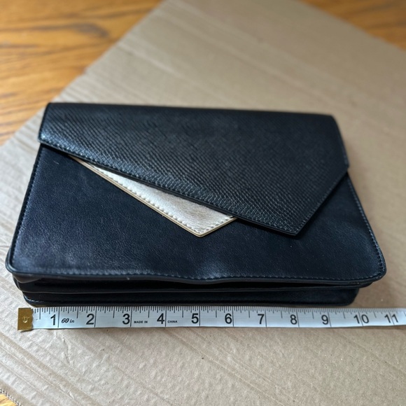 VTG 90s Bebe Signature Clutch Purse Handbag Black Gold Tone Two Compartments. - Picture 5 of 12